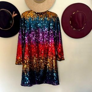 Aidan by Aiden Mattox Dazzling sequin mini dress. stunning statement dress.